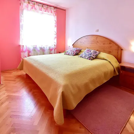 Laurus-2 By Interhome Apartment