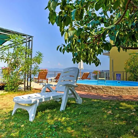 Appartamento Laurus-2 By Interhome *