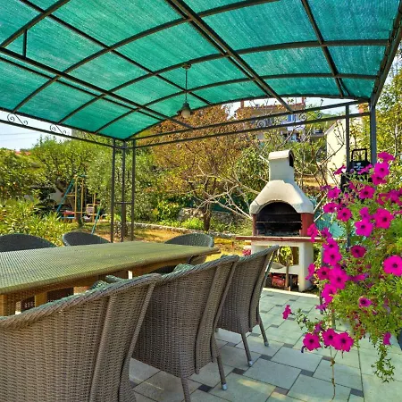 Laurus-2 By Interhome Apartment