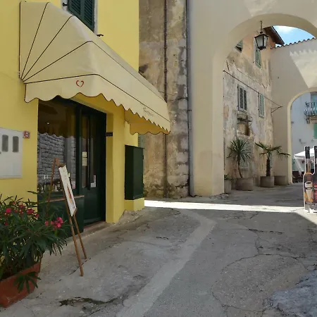 Laurus-2 By Interhome Apartment *